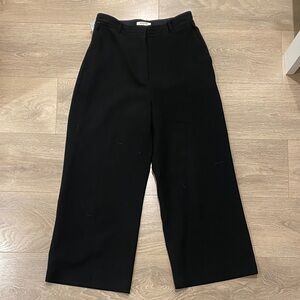 Babaton women’s size 6 Black Wide-Leg Cropped Trousers